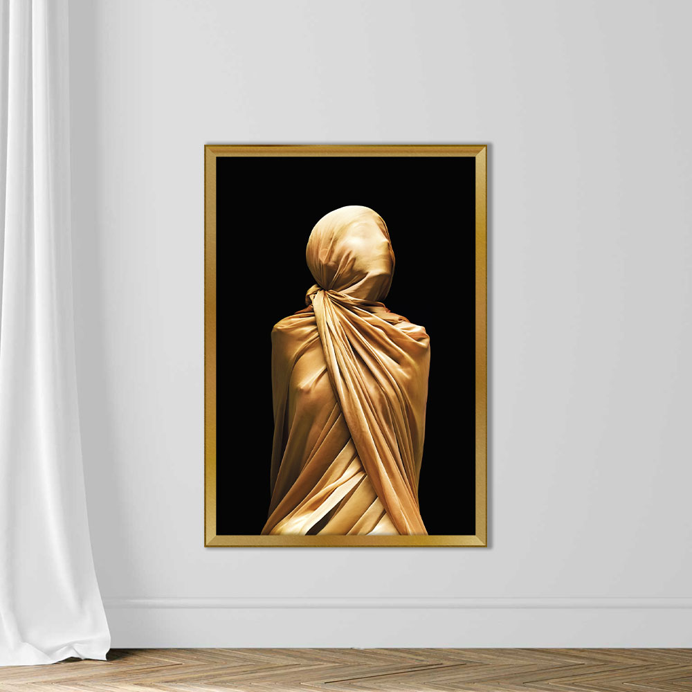 Girl in Silk - Image 5