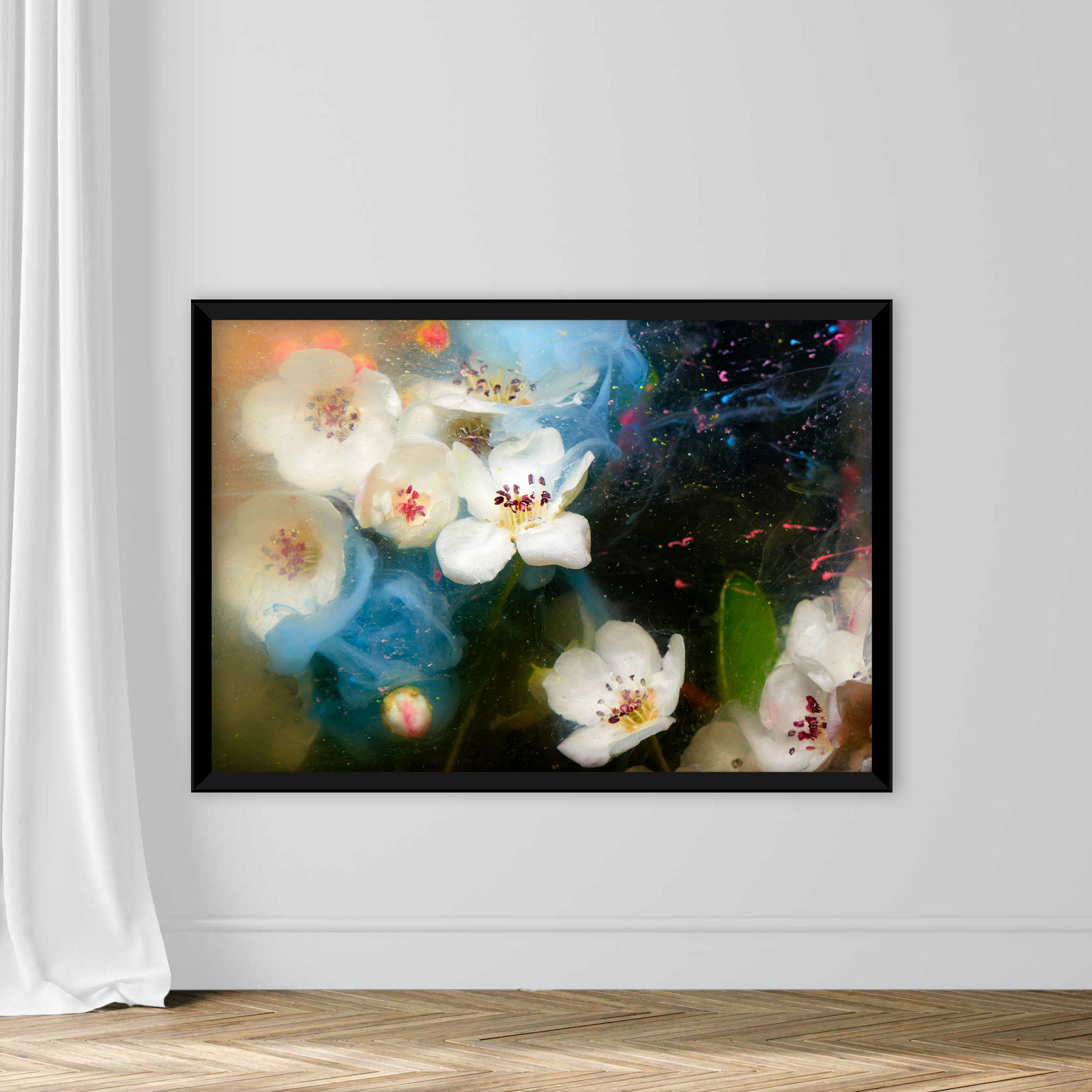 Flowers and paint in water - Image 3