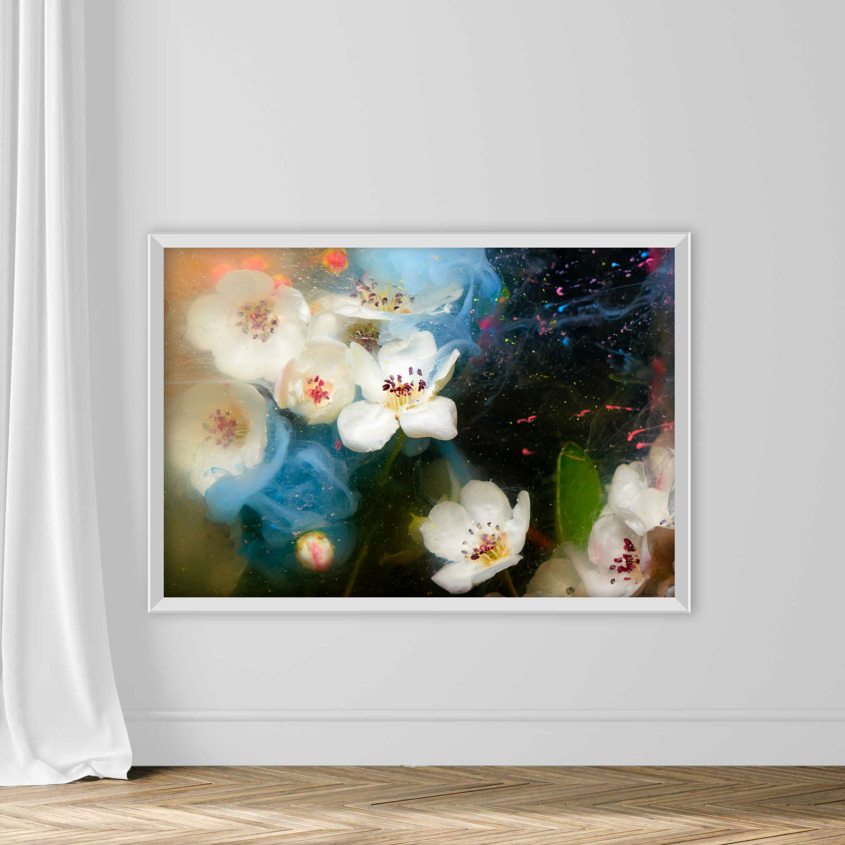 Flowers and paint in water - Image 2