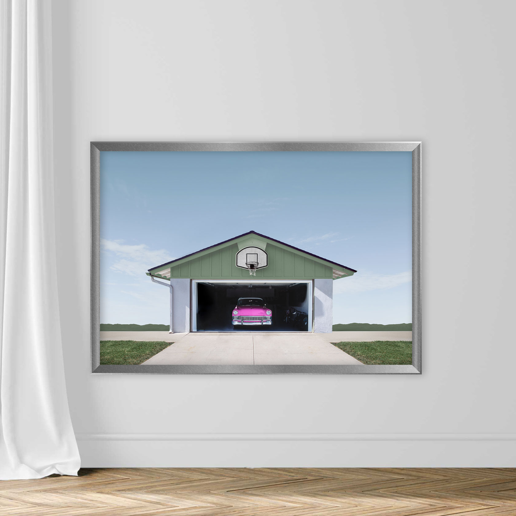 Classic Car in Suburban Garage - Image 4
