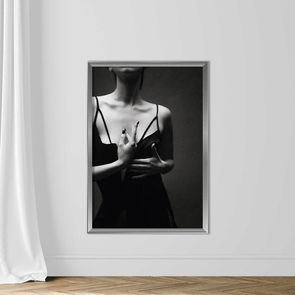 Young sensual woman touching her body - Image 4