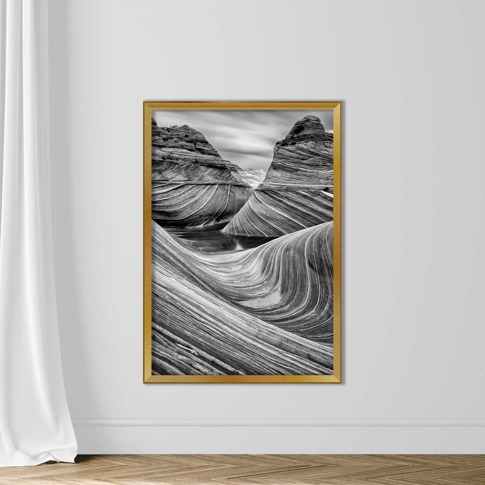 The Wave in Black and White - Image 5